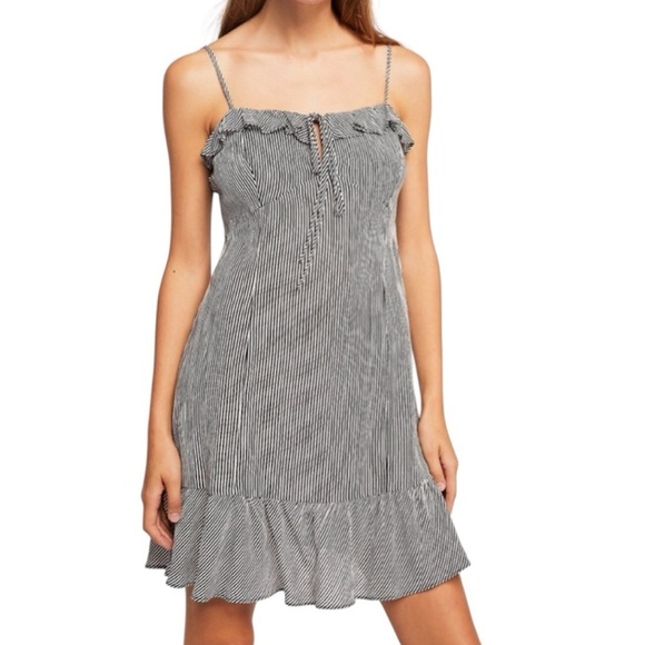 Free People Dresses & Skirts - NWT FREE PEOPLE Le Fleur Sleeveless Ruffle Hem Stripe Mini Dress Size X-Small